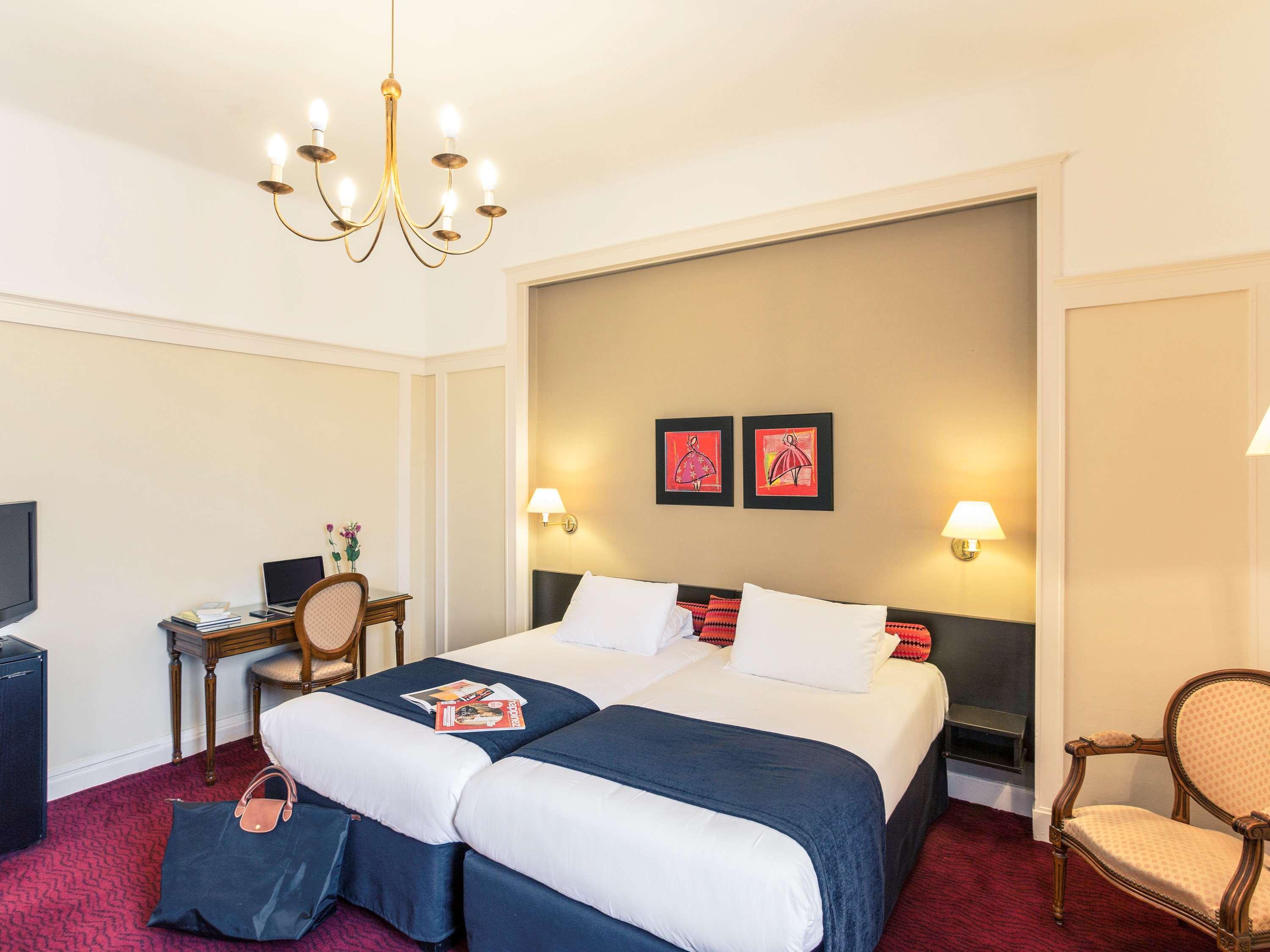 Hotel Mercure Bayonne Centre Le Grand Hotel Ngoại thất bức ảnh